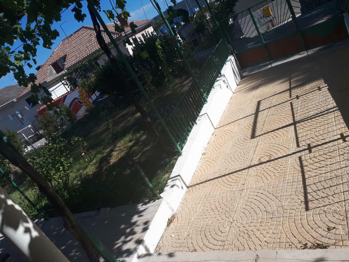 Apartments Mamich Kastela Exterior photo