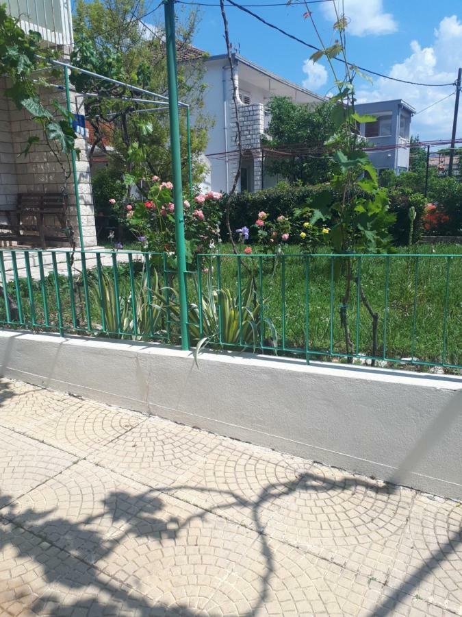 Apartments Mamich Kastela Exterior photo