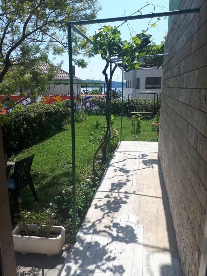 Apartments Mamich Kastela Exterior photo